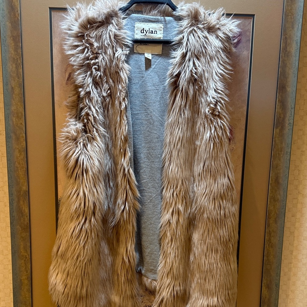 Dylan Shaggy Faux Fur Vest in Tan